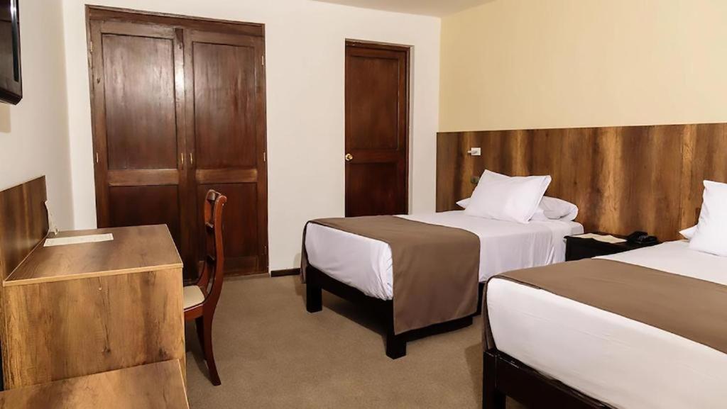 Hotel Villa Del Carmen อาเรกิปา ภายนอก รูปภาพ