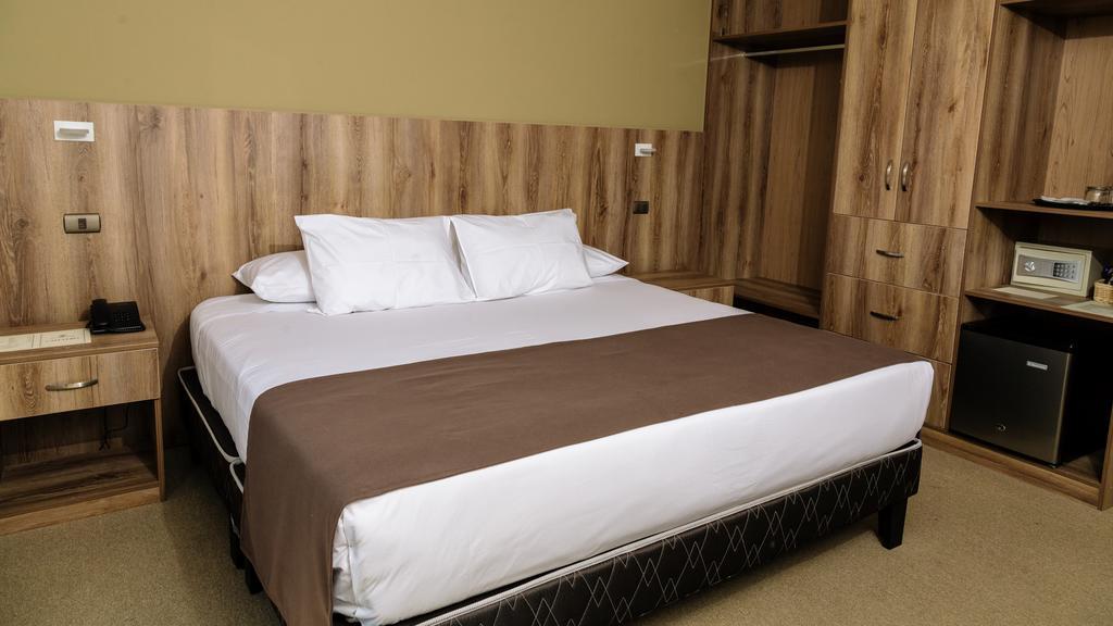 Hotel Villa Del Carmen อาเรกิปา ภายนอก รูปภาพ