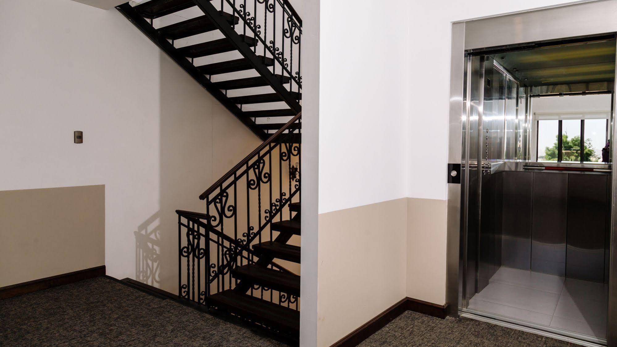 Hotel Villa Del Carmen อาเรกิปา ภายนอก รูปภาพ